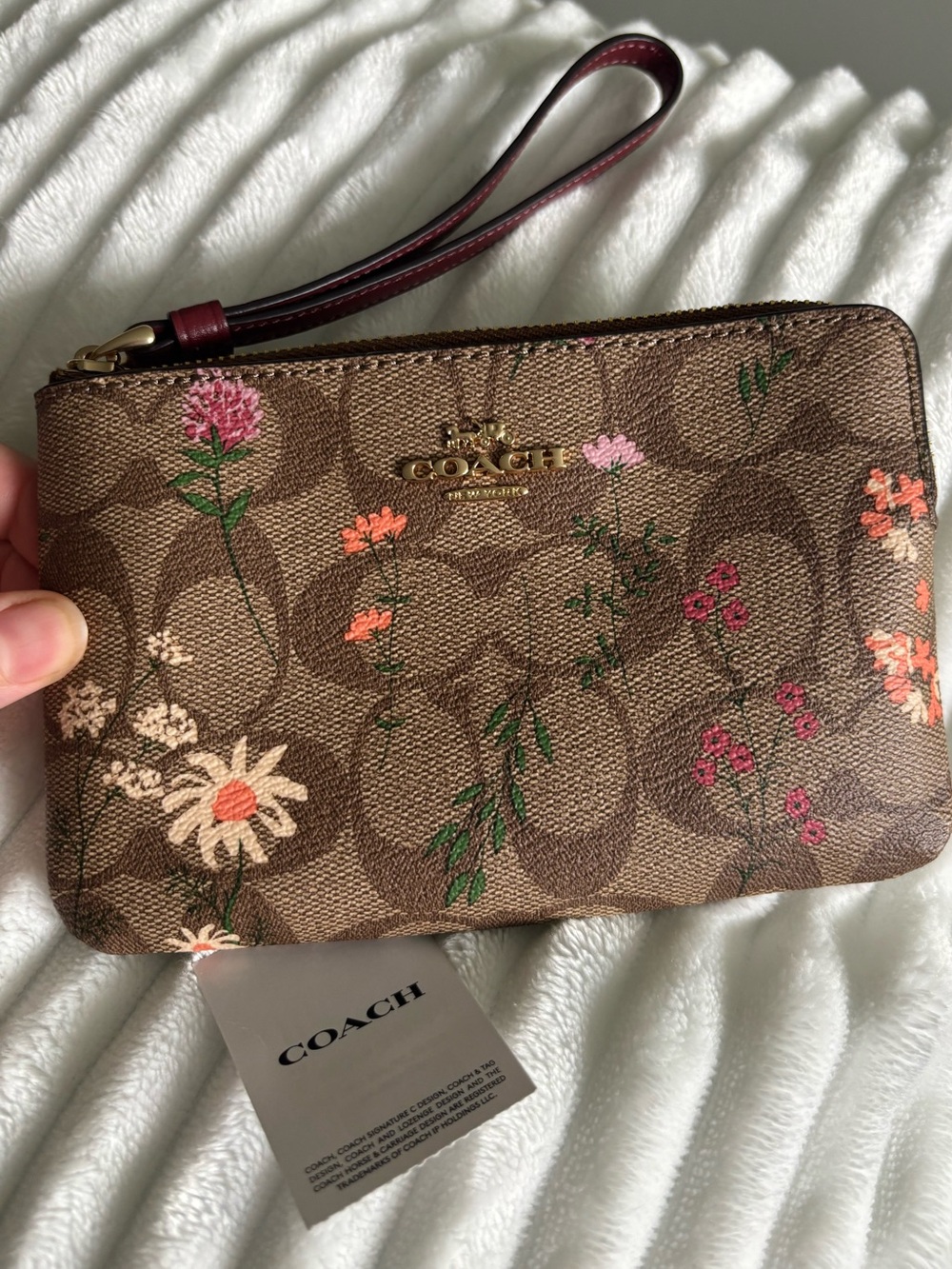 New Coach Wildflower Signature Canvas Wristlet Wallet